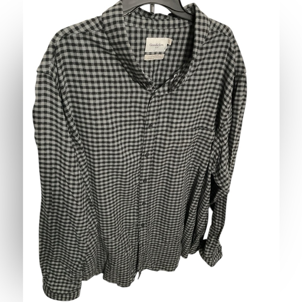 Goodfellow & Co Men's Gingham Button Down Shirt P:33” L:38”